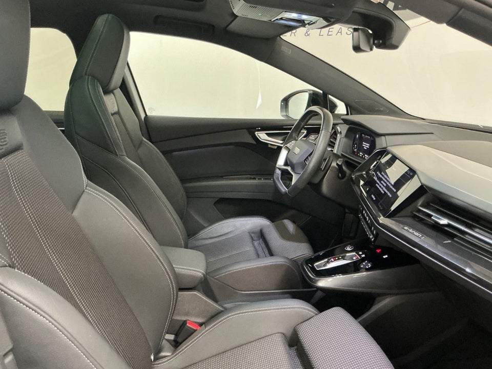 Audi Q4 e-tron 50 S-line quattro 5d