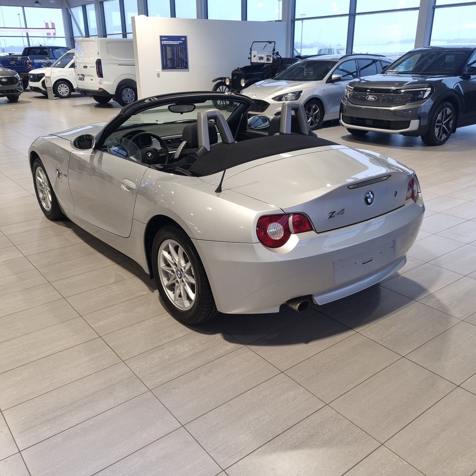 BMW Z4 2,0 iS Roadster 2d