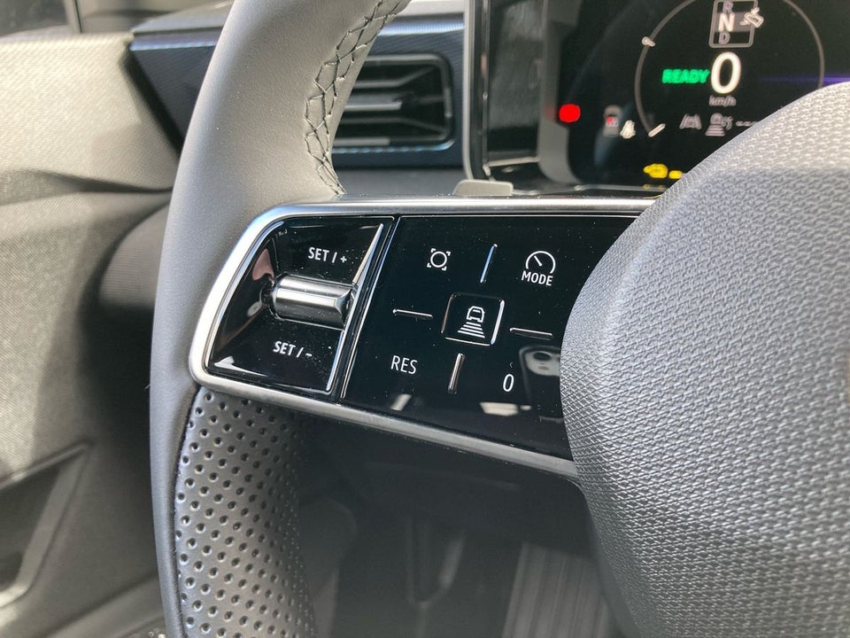 Nissan Micra 52 Advance 5d