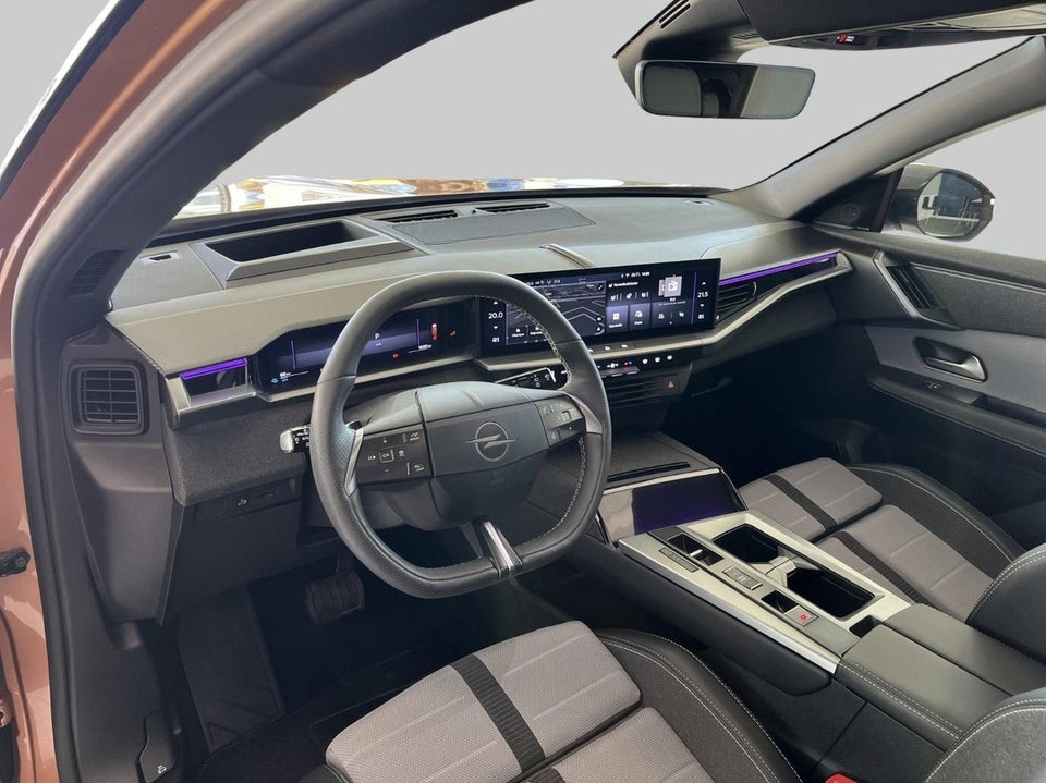 Opel Grandland-e 73 GS Sky 5d