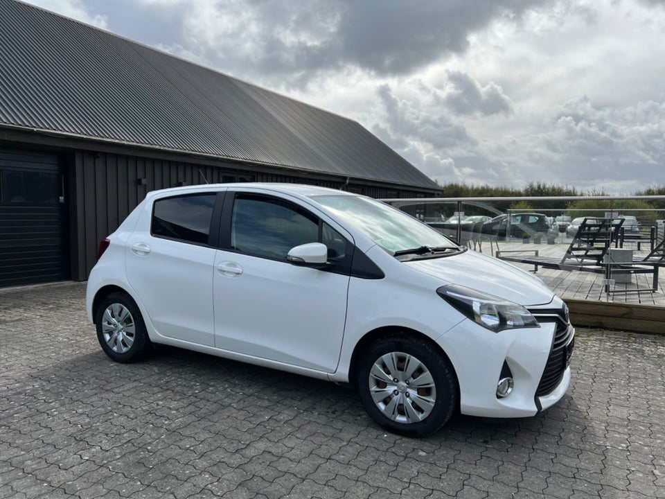 Toyota Yaris 1,0 VVT-i T1 Style 5d