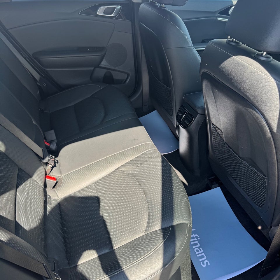 Kia Ceed 1,6 PHEV Upgrade SW DCT 5d