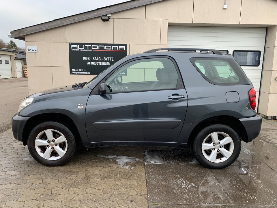 Toyota RAV4 1,8 VVT-i 3d