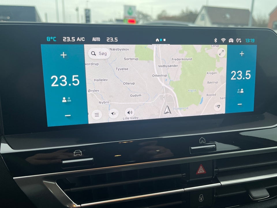 Citroën C4 X 1,2 PureTech 130 Chevron Sport EAT8 4d