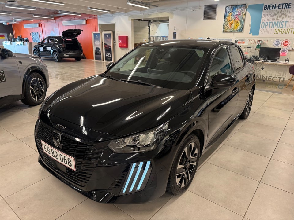 Peugeot 208 1,2 PureTech 100 Allure+ 5d