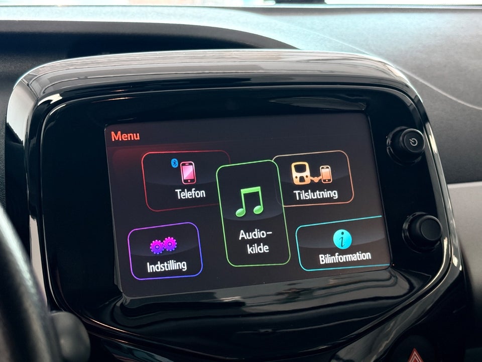 Peugeot 108 1,0 e-VTi 69 Allure 5d