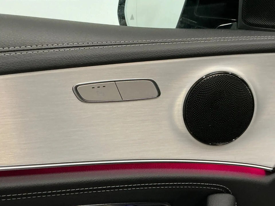 Mercedes E300 de 2,0 stc. aut. 4Matic 5d