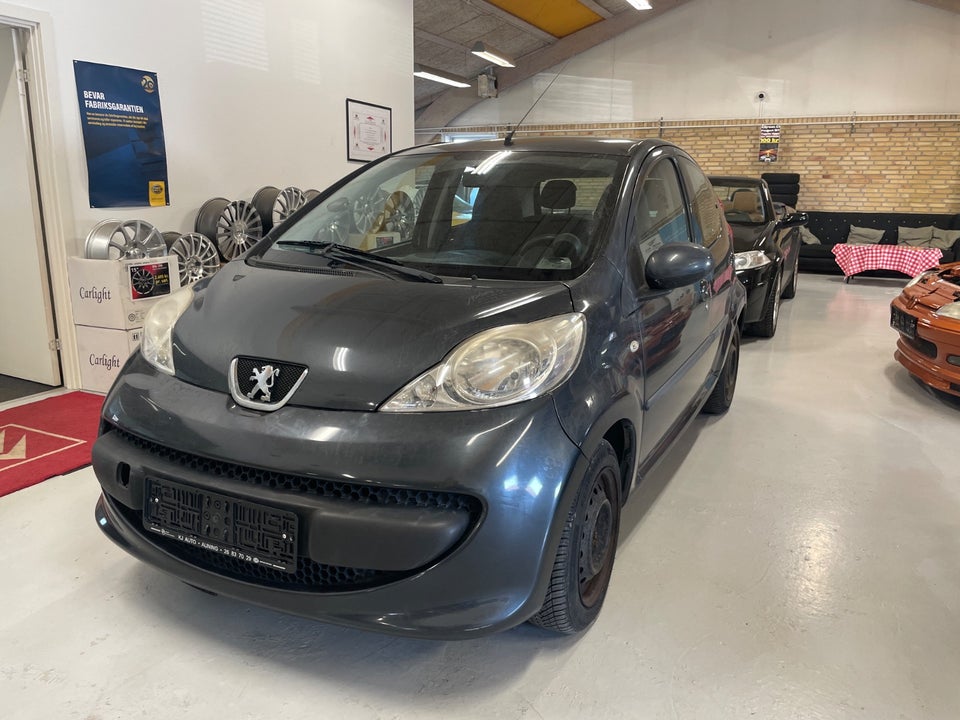 Peugeot 107 1,0  5d
