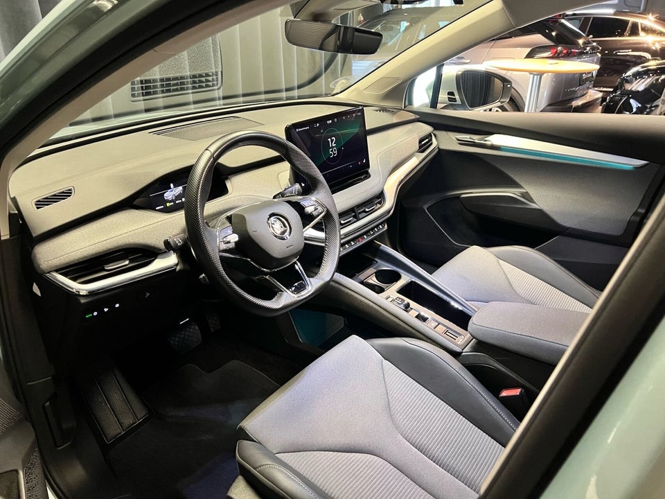 Skoda Enyaq 80 iV Plus 5d