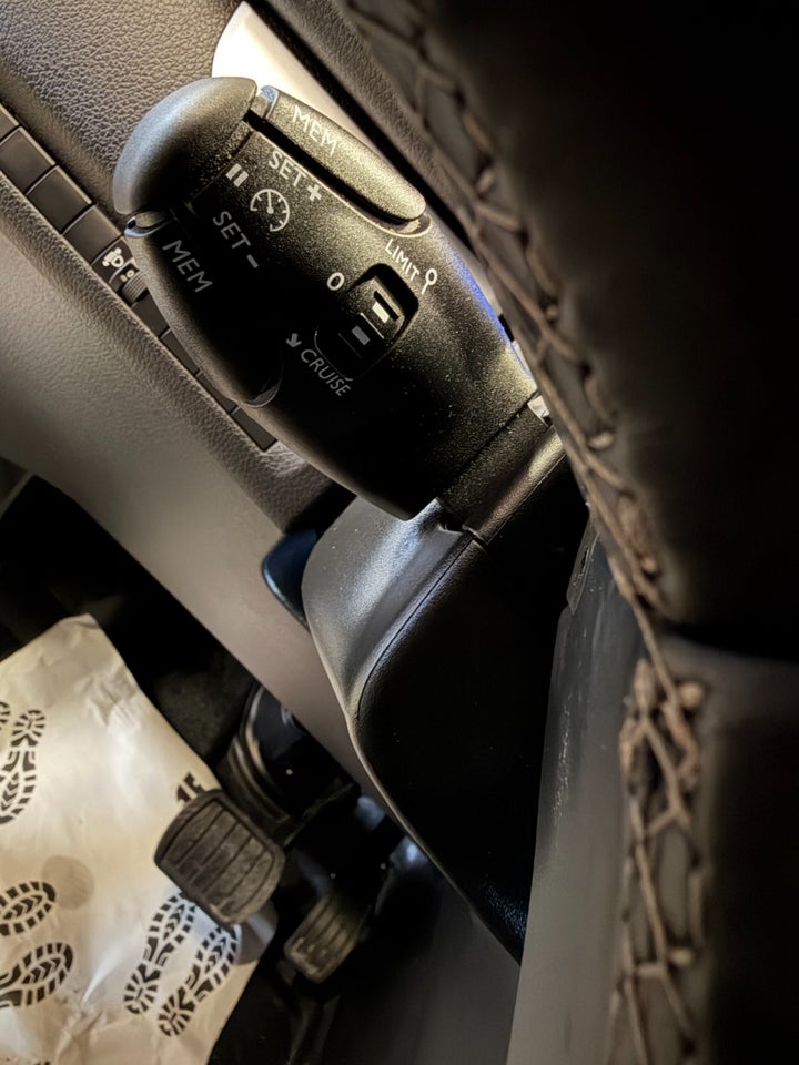 Peugeot e-Expert 75 L2 Premium Van