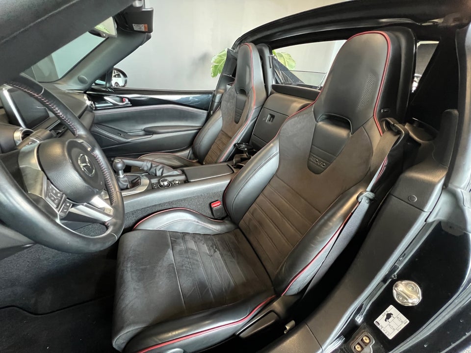 Mazda MX-5 2,0 SkyActiv-G 160 RF Sport 2d