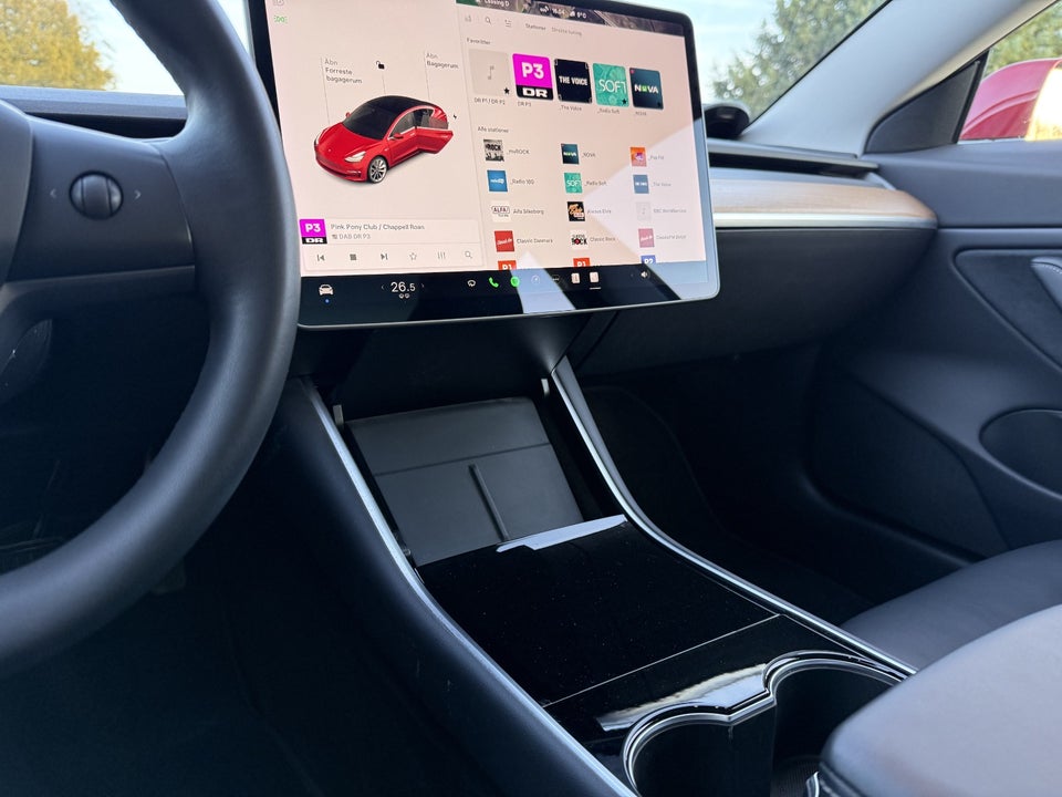 Tesla Model 3 Long Range AWD 4d