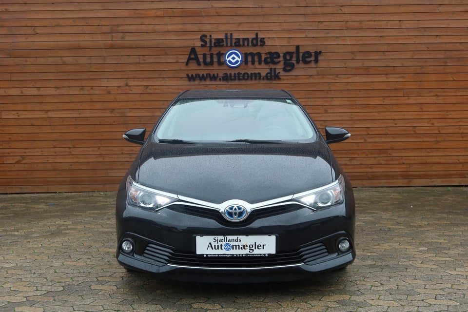 Toyota Auris 1,8 Hybrid H2 Comfort CVT 5d