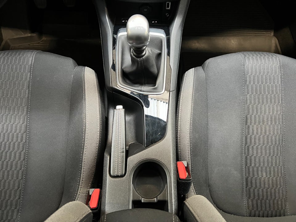 Peugeot 308 1,6 BlueHDi 120 Style 5d