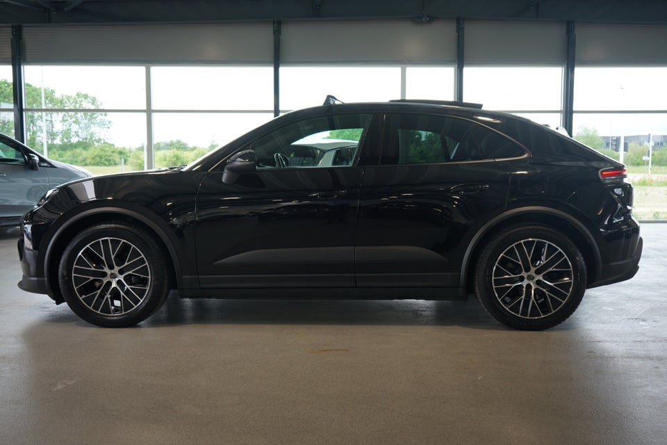 Porsche Macan 4 5d