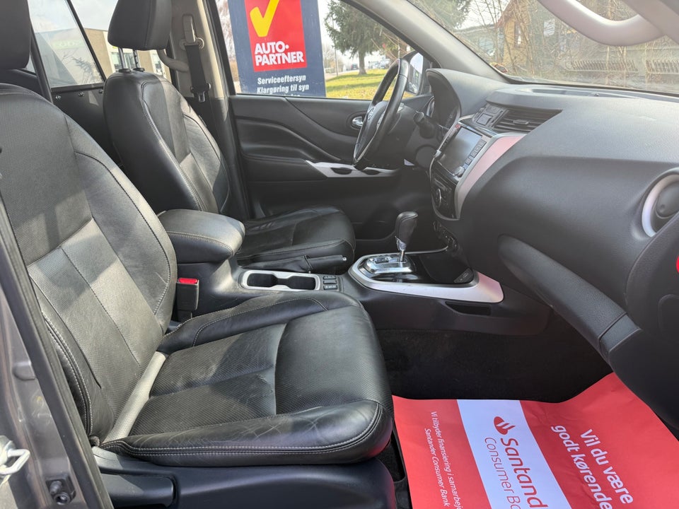 Nissan Navara 2,3 dCi 190 Db.Kab Tekna aut. 4d
