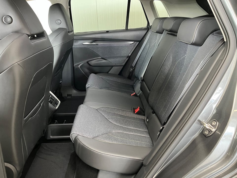 Skoda Elroq 85 iV Maxx 5d