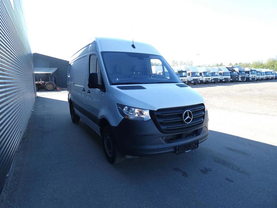 Mercedes Sprinter 317 2,0 CDi A2 Kassevogn aut. RWD