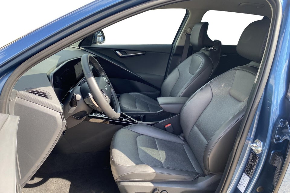 Kia Niro 64 EV Premium 5d