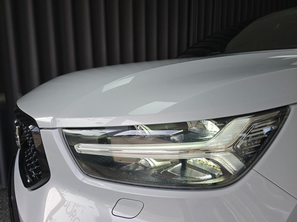 Volvo XC40 1,5 T5 ReCharge R-Design aut. 5d