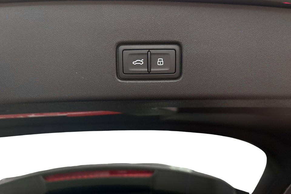 Audi Q4 e-tron performance 5d