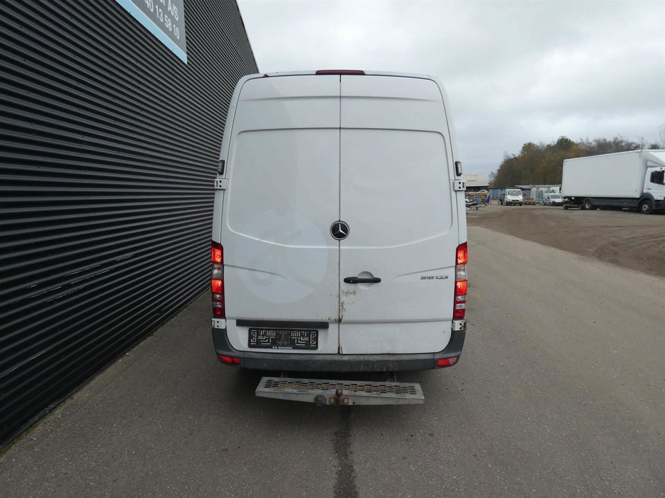 Mercedes Sprinter 316 2,2 CDi R2 Kassevogn 5d