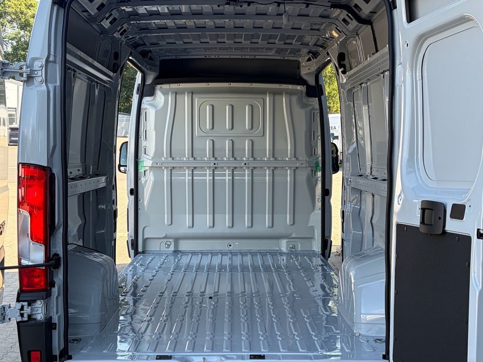 Fiat Ducato 35M 2,2 BlueHDi 180 L3H2 Comfort EAT8