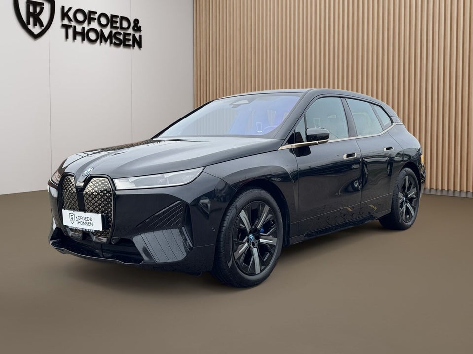 BMW iX xDrive40 5d