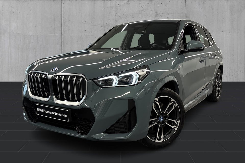 BMW iX1 xDrive30 M-Sport 5d