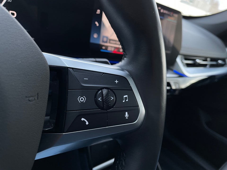 BMW iX1 xDrive30 Fully Charged M-Sport 5d