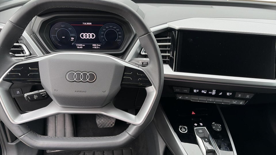 Audi Q4 e-tron 45 S-line Sportback 5d