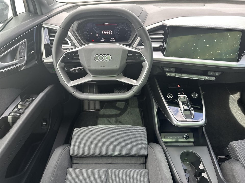 Audi Q4 e-tron 45 Progress quattro 5d