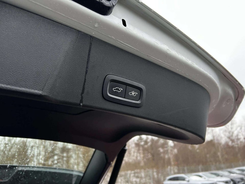 Volvo XC40 P6 ReCharge Ultimate 5d