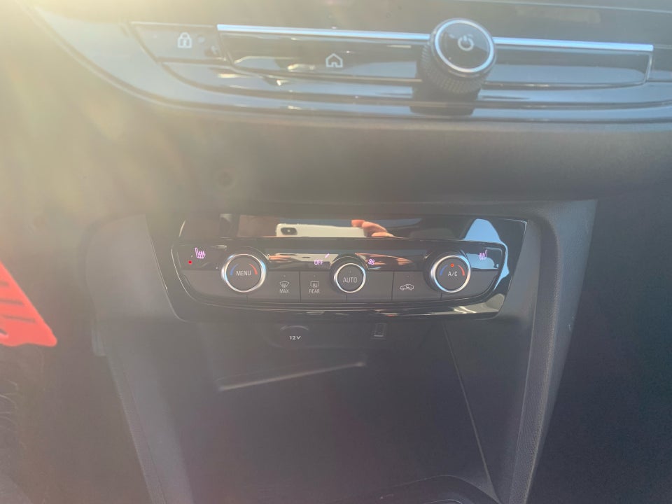 Opel Corsa 1,2 T 100 GS 5d