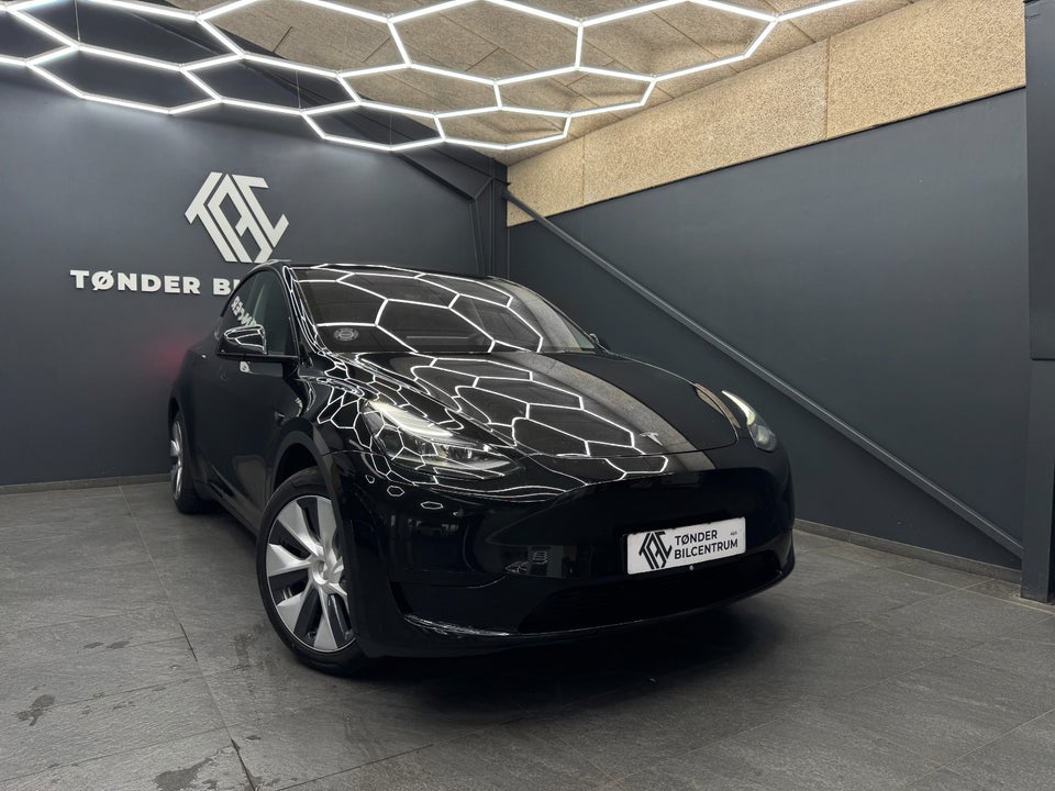 Tesla Model Y RWD 5d