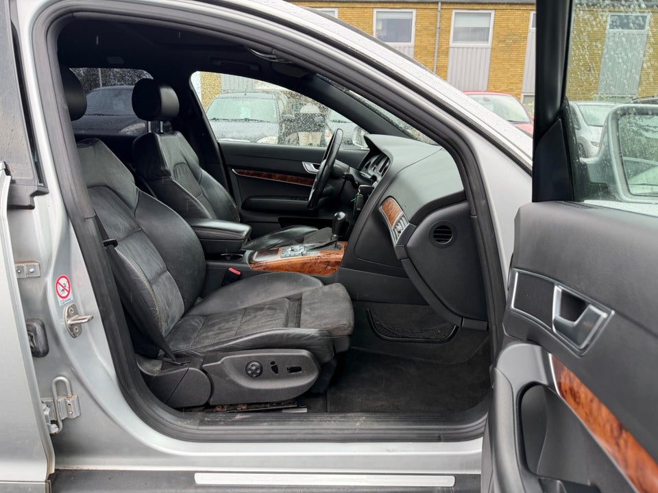 Audi A6 2,4 Avant quattro Tiptr. 5d