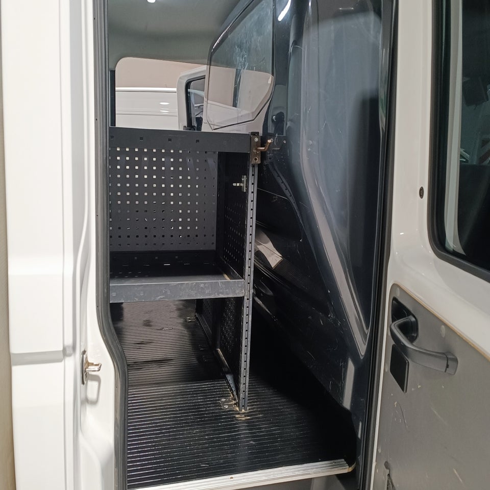 VW Crafter 35 2,0 TDi 177 Db.Kab m/lad L3