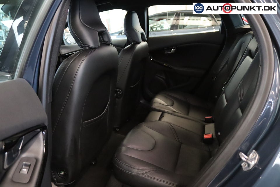Volvo V40 1,5 T3 152 Dynamic Edition aut. 5d