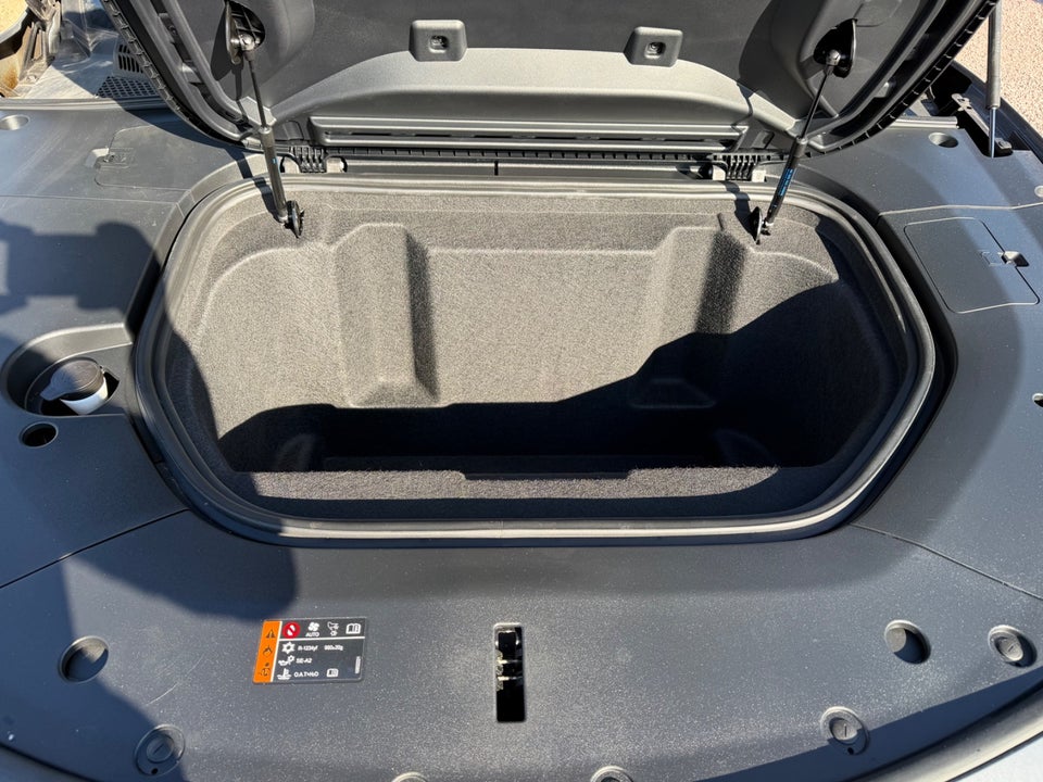 MG Marvel R Luxury 5d