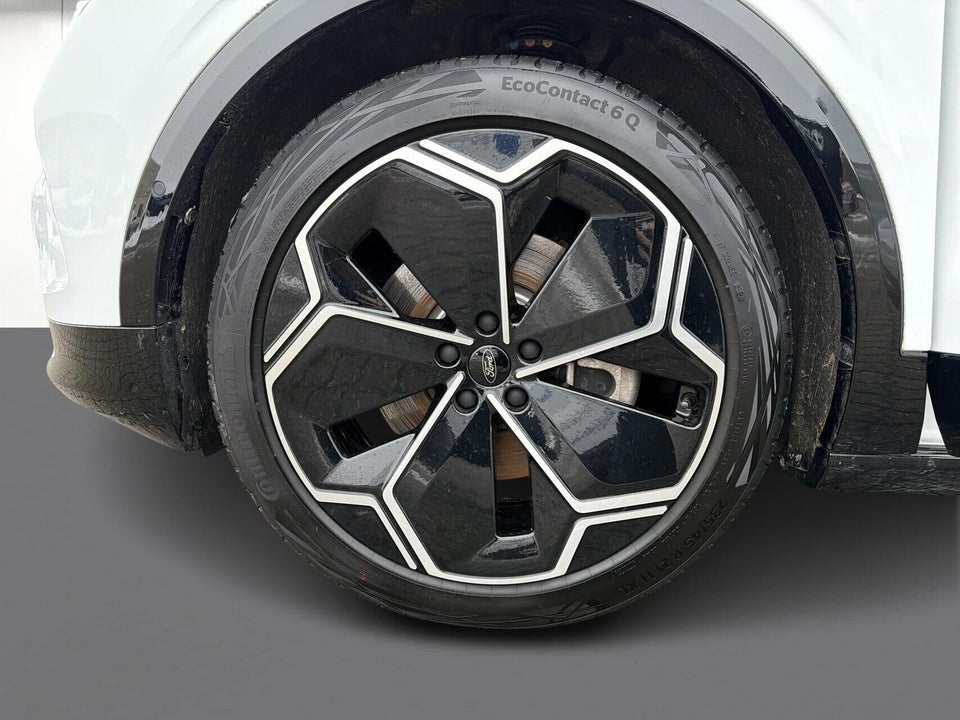 Ford Capri 77 Select Extended Range 5d