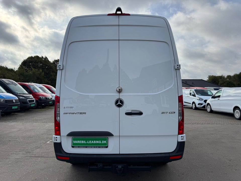 Mercedes Sprinter 317 2,0 CDi A2 Kassevogn aut. RWD