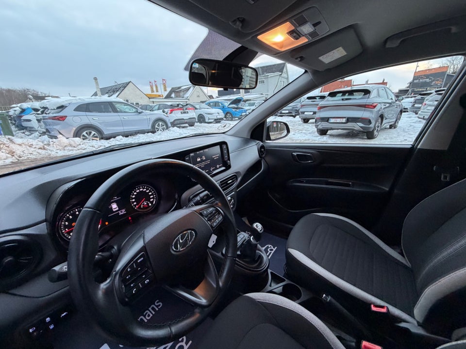 Hyundai i10 1,0 MPi Essential 5d