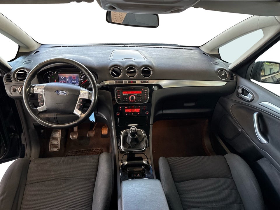 Ford S-MAX 2,0 Titanium 7prs 5d