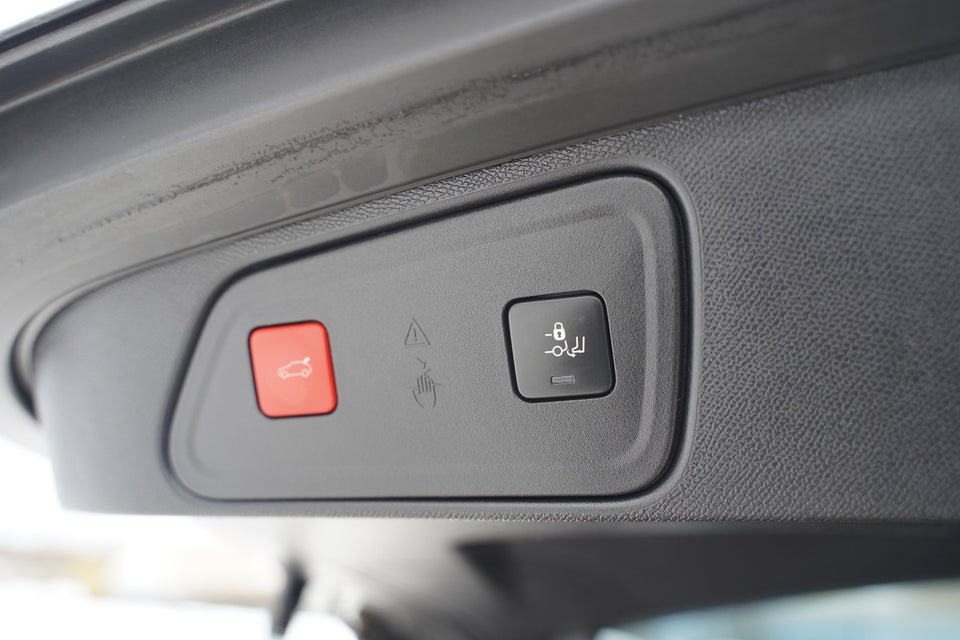 Peugeot 3008 1,6 Hybrid Allure Pack EAT8 5d