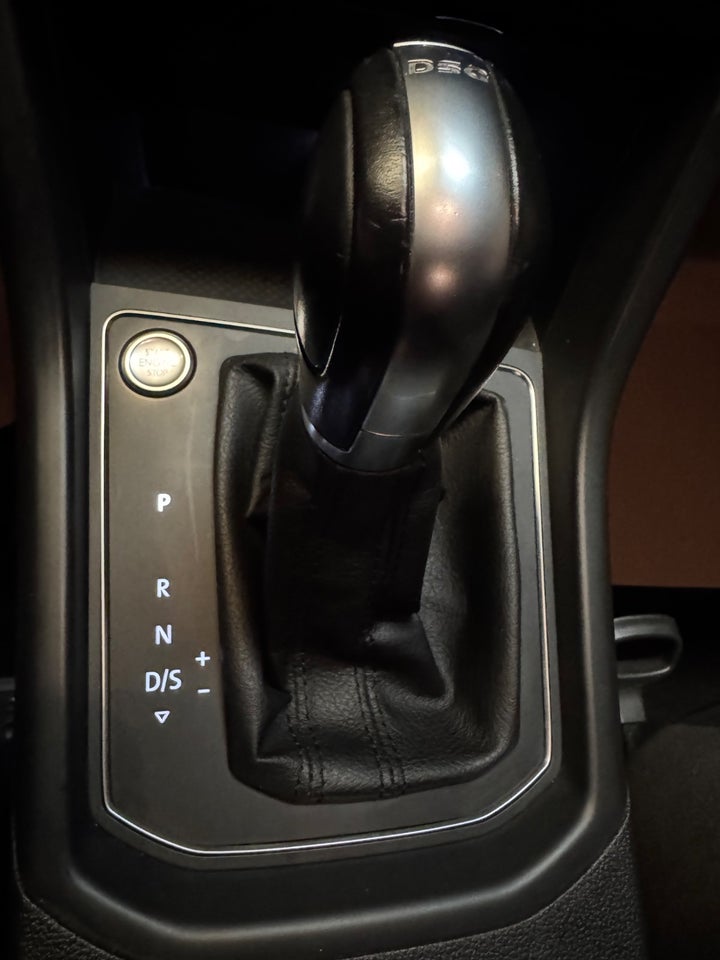 VW Touran 1,6 TDi 115 IQ.Drive DSG 7prs 5d