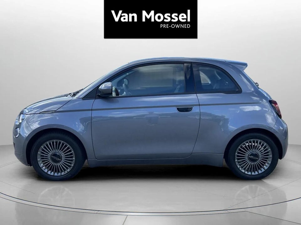 Fiat 500e 42 Icon 3d