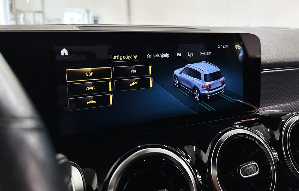 Mercedes GLB200 1,3 AMG Line aut. 5d