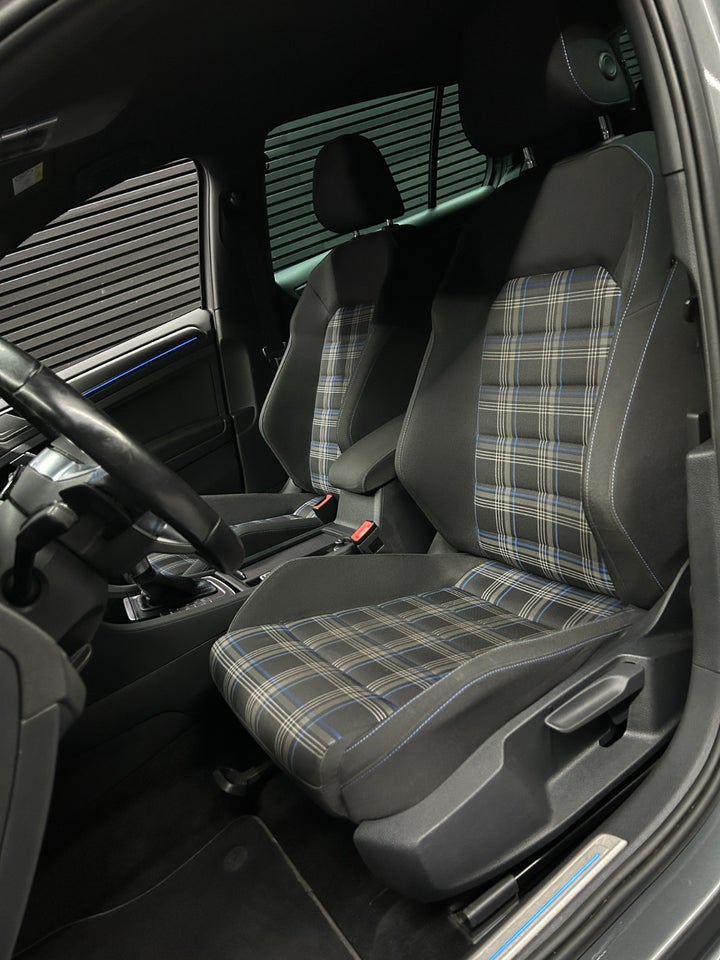 VW Golf VII 1,4 GTE DSG 5d