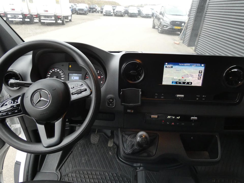 Mercedes Sprinter 316 2,2 CDi A2 Kassevogn RWD