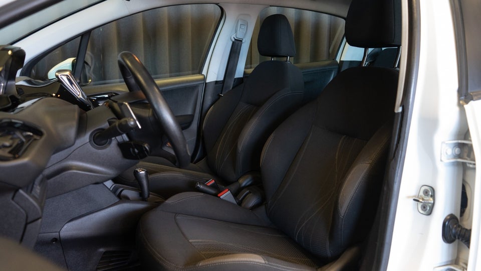 Peugeot 208 1,4 e-HDi 68 Active ESG 5d